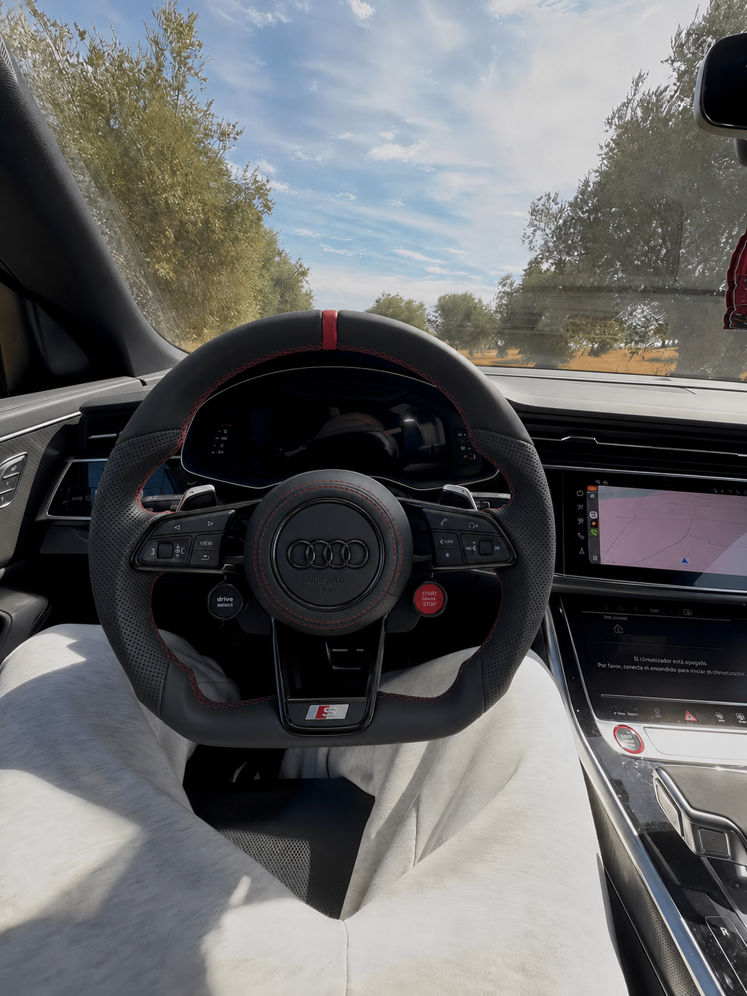 Volante Audi RS con base plana recibido por Abdel